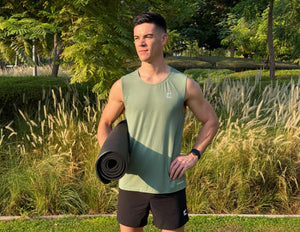 Men’s Performance Vest – EUCALYPTUS GREEN