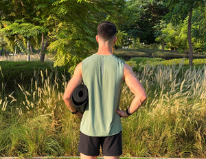 Men’s Performance Vest – EUCALYPTUS GREEN