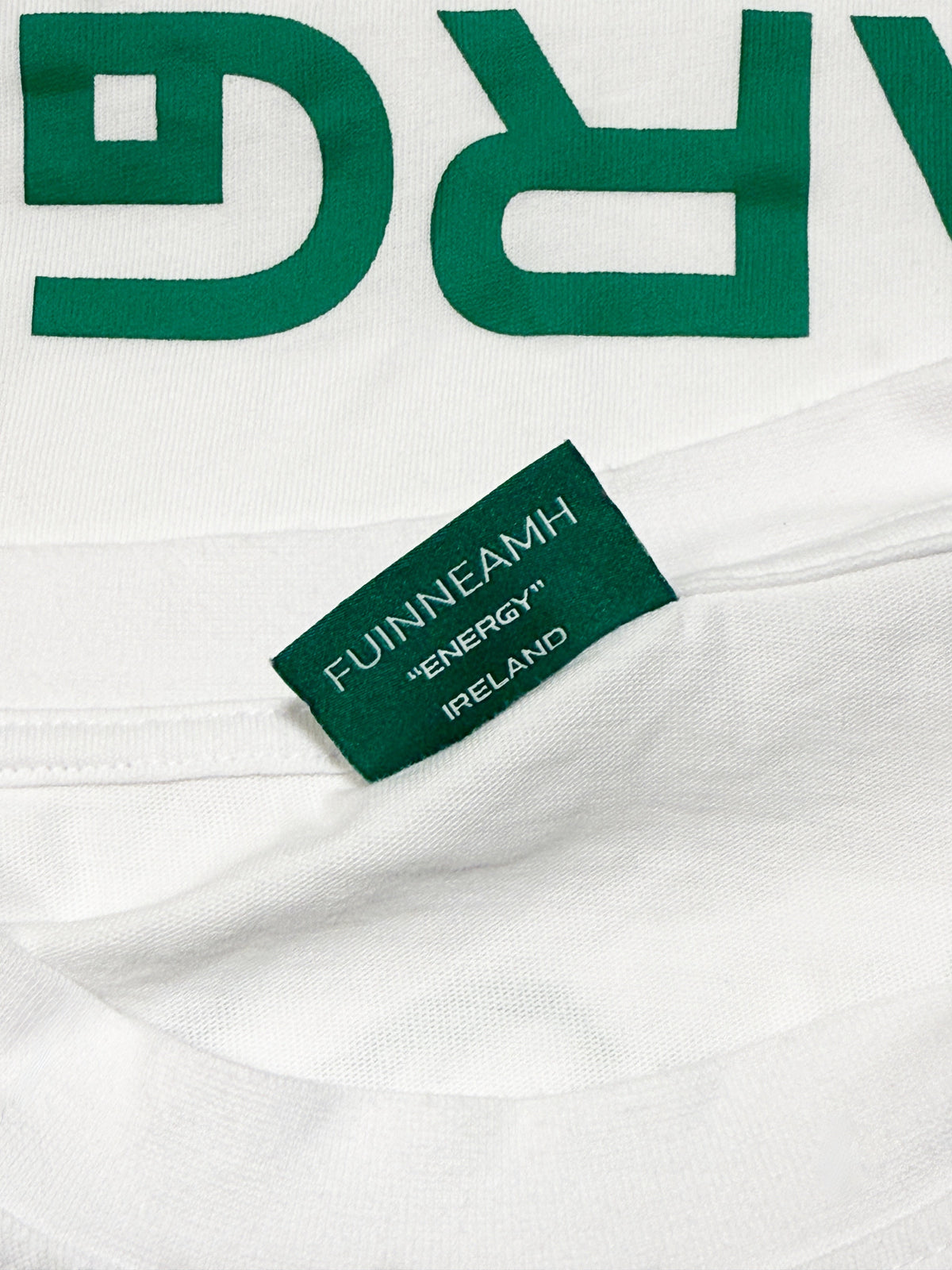 Men's Oversized T-Shirt: Fuinneamh | Ireland
